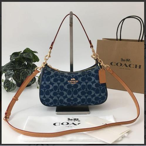 NWT Coach Teri Shoulder Bag in Signature Denim – Natural (CAF82)